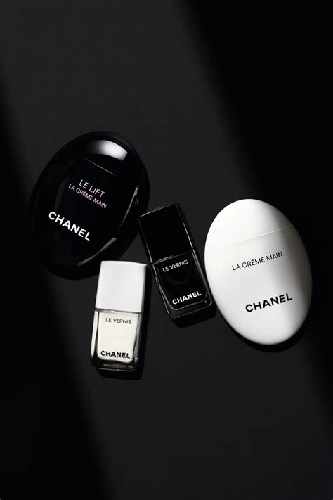 chanel noir et blanc collection review